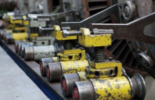 Производительность труда - строителям